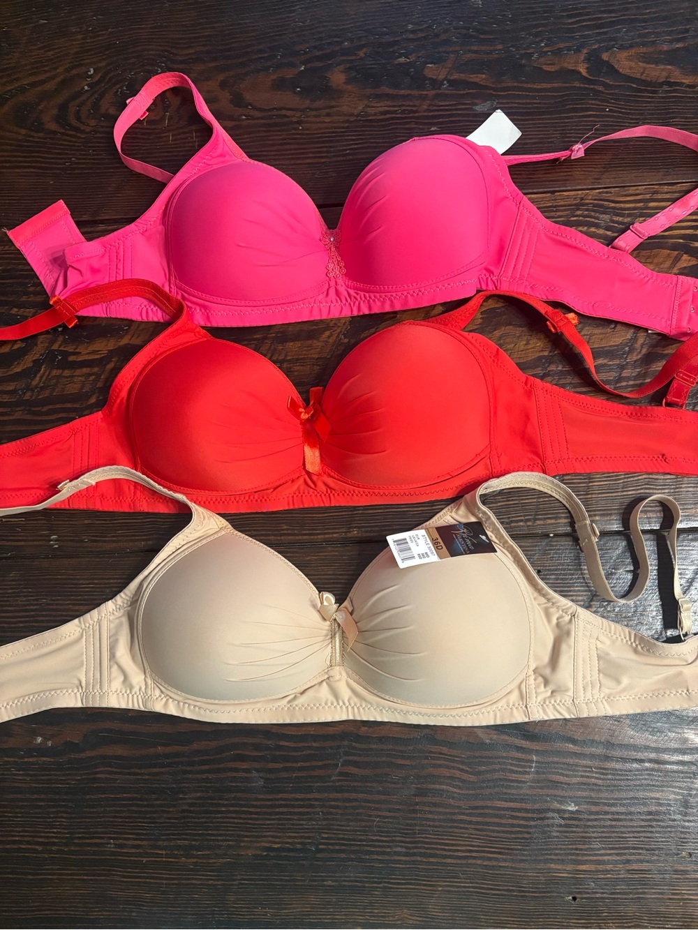 Everyday Seamless T-Shirt Bra — Pink, Red & Cream, no underwire